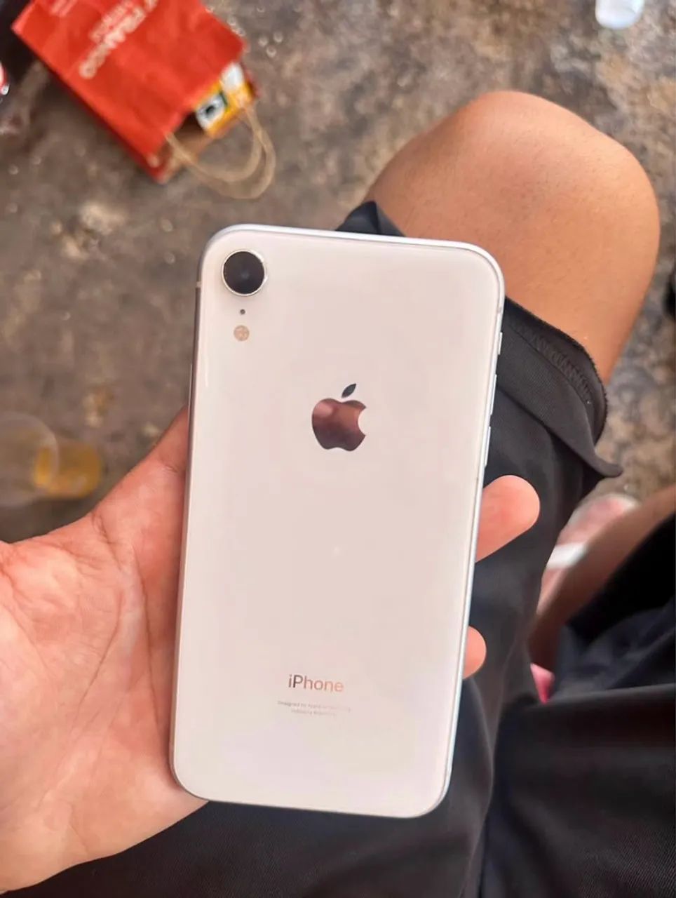 iPhone XR 64 gb 