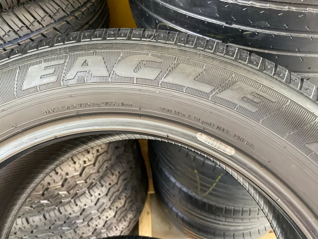 04 PNEUS 225/55/18 GOODYEAR EAGLE USADOS