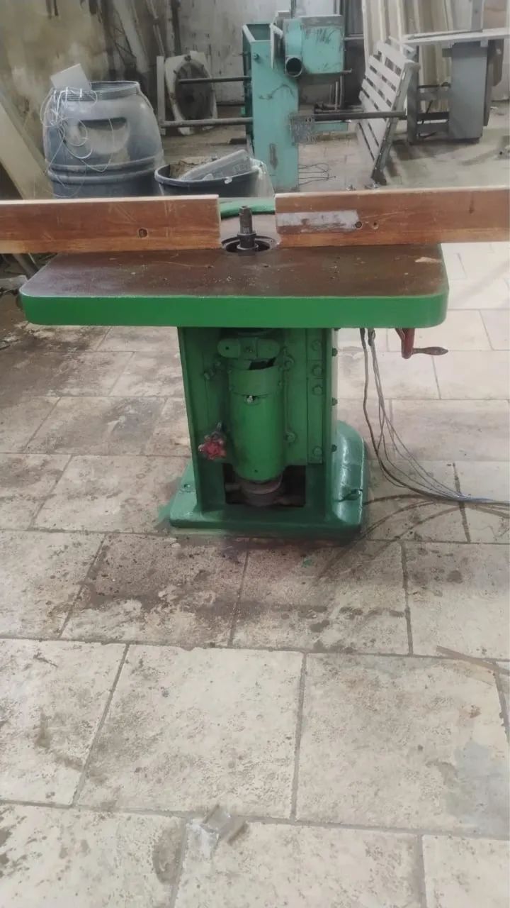Tupia de mesa 