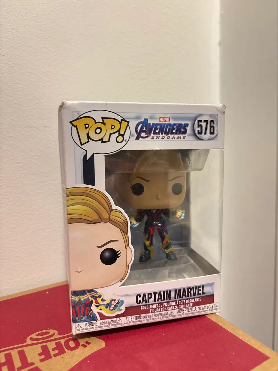 BONECO FUNKO POP 576 COLECIONÁVEL CAPTAIJ MARVEL