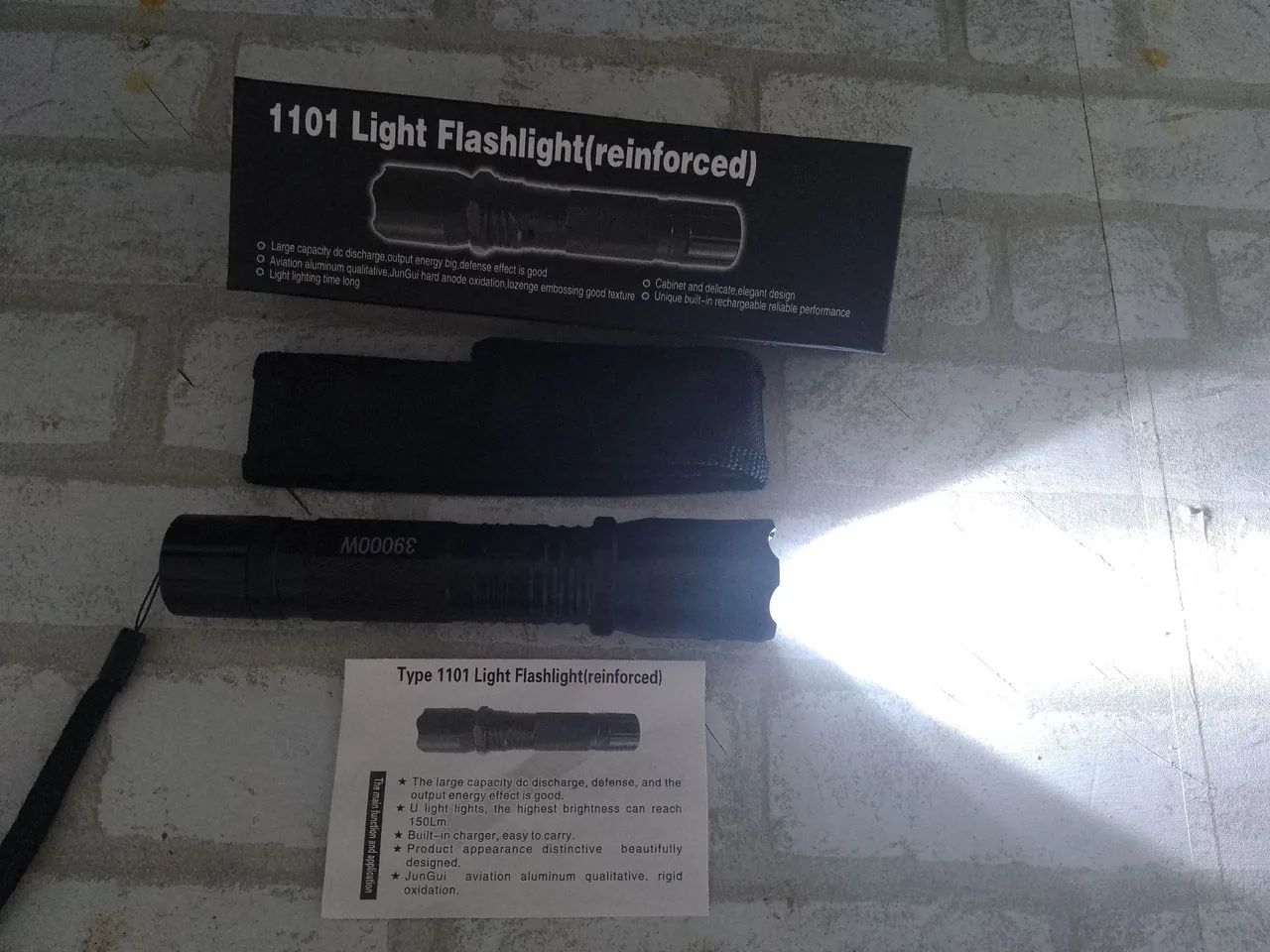 Taiser Militar e Lanterna 