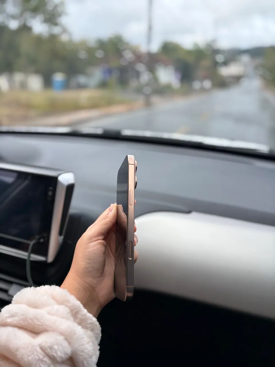 iPhone 16 pro Max Desert 256gb