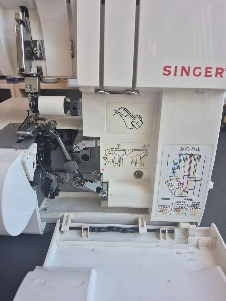 Overlock singer  - Foto 2