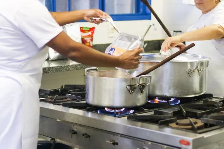 Auxiliar de Cozinha - Buffet Eventos