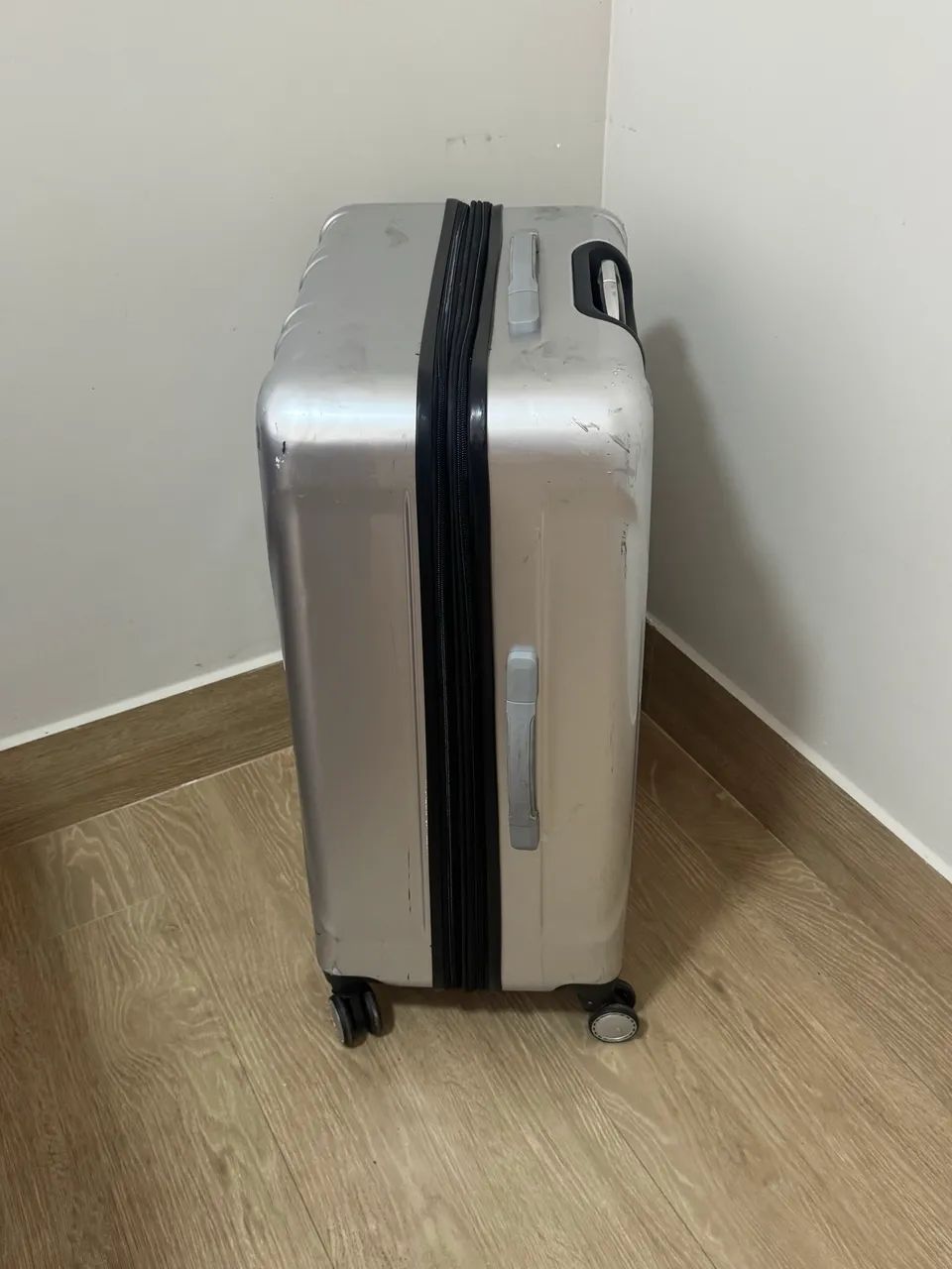 Excelente Mala para viagem  - Foto 3
