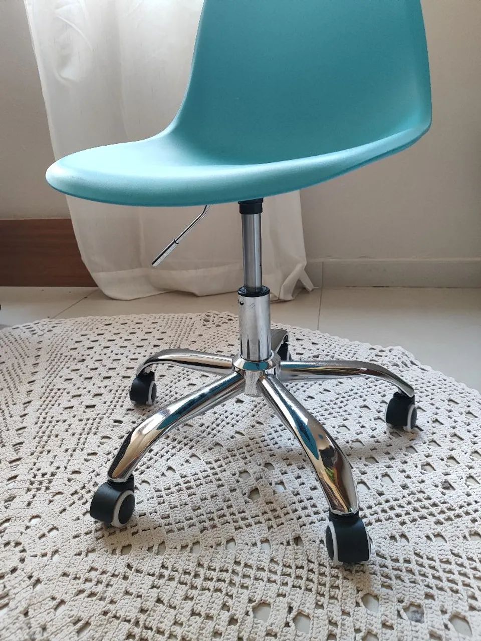 Cadeira com regulagem de altura - Foto 2