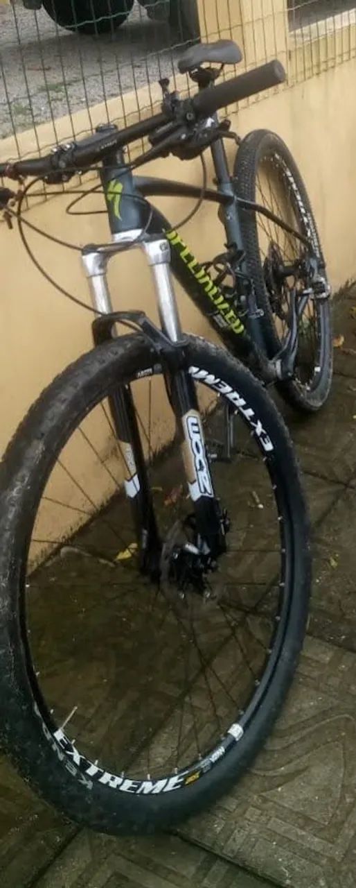 Bicicleta Specialized roockhopper  - Foto 2