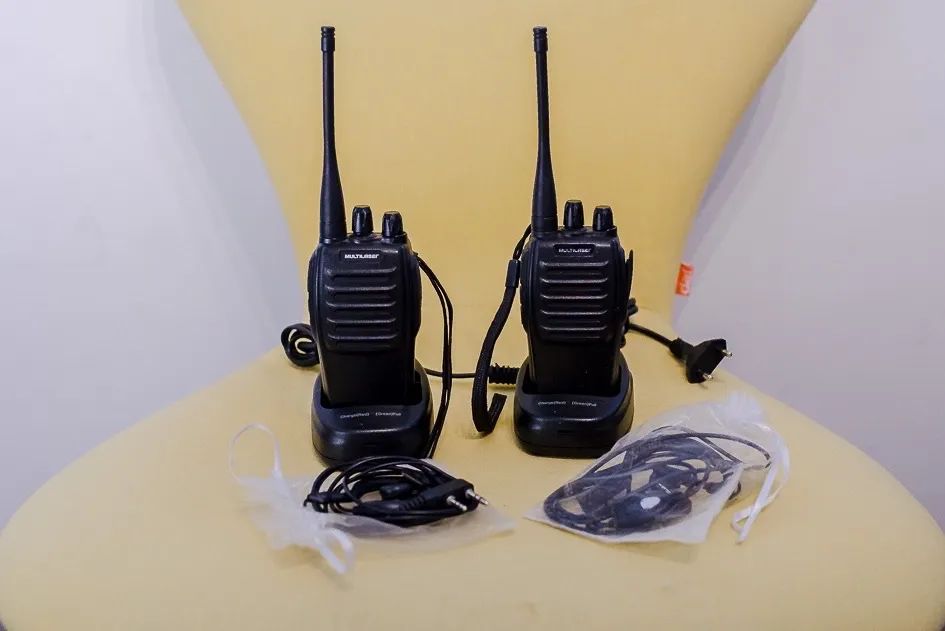 Kit 2 rádios comunicador Multilaser 