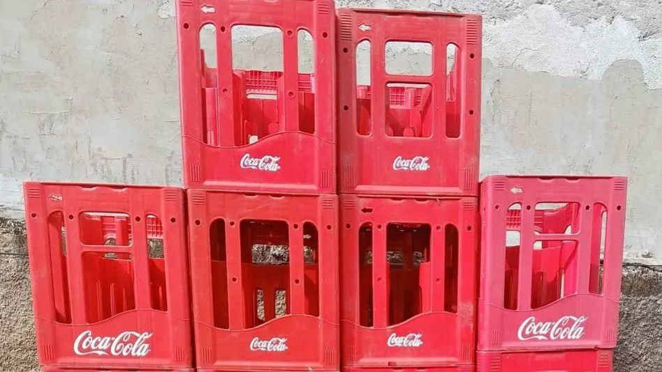 Engradado Coca Retornável 2litros vazio - Foto 2