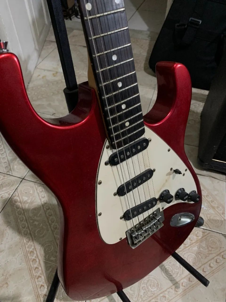 Guitarra Dolphin Strato C/ Cap. Malagoli - Foto 4
