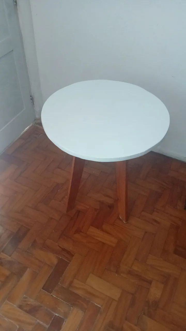 Mesa Redonda em Madeira - Foto 4