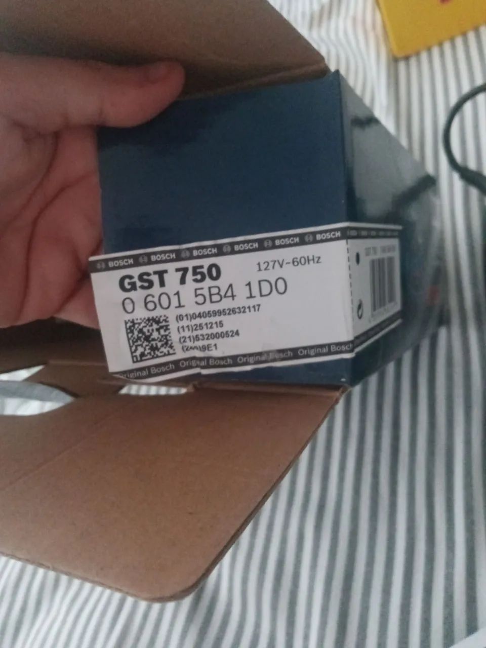 Vendo serra tico-tico Nova  - Foto 3
