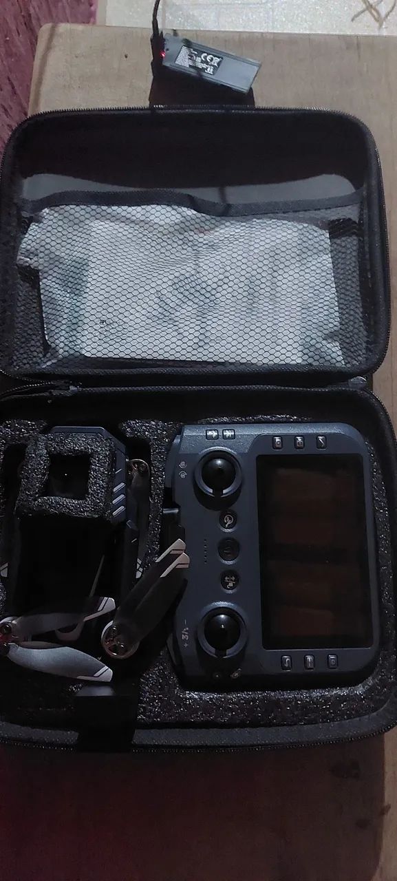 Drone modelo GT8 com controle de tela - Foto 2