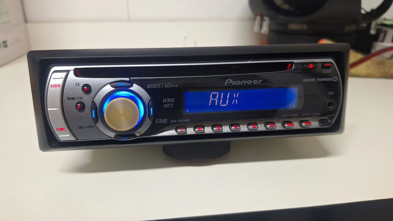 Rádio pioneer com Bluetooth interno 
