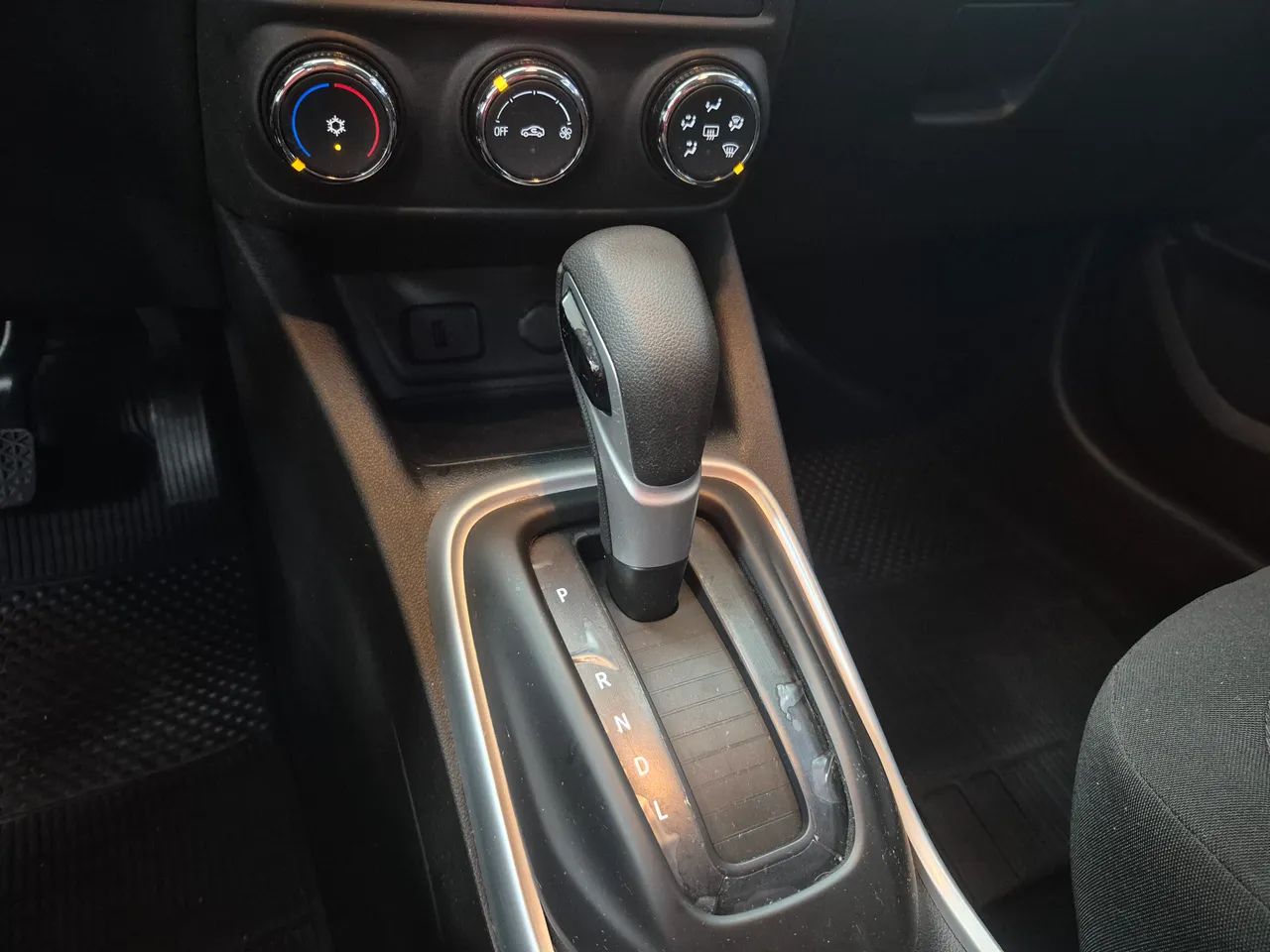 Chevrolet Tracker LT 1.0 Turbo 12V Flex Aut., foto 4 de 13