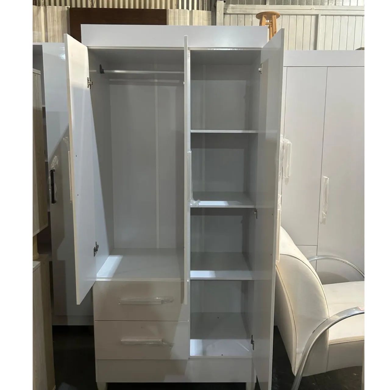 Guarda roupa de solteiro - entrego  - Foto 2