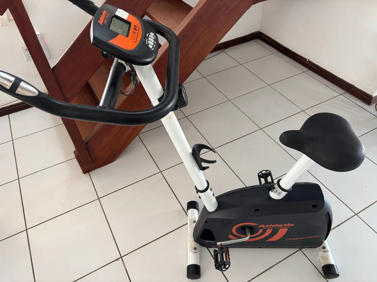 Vendo bicicleta ergométrica  - Foto 4