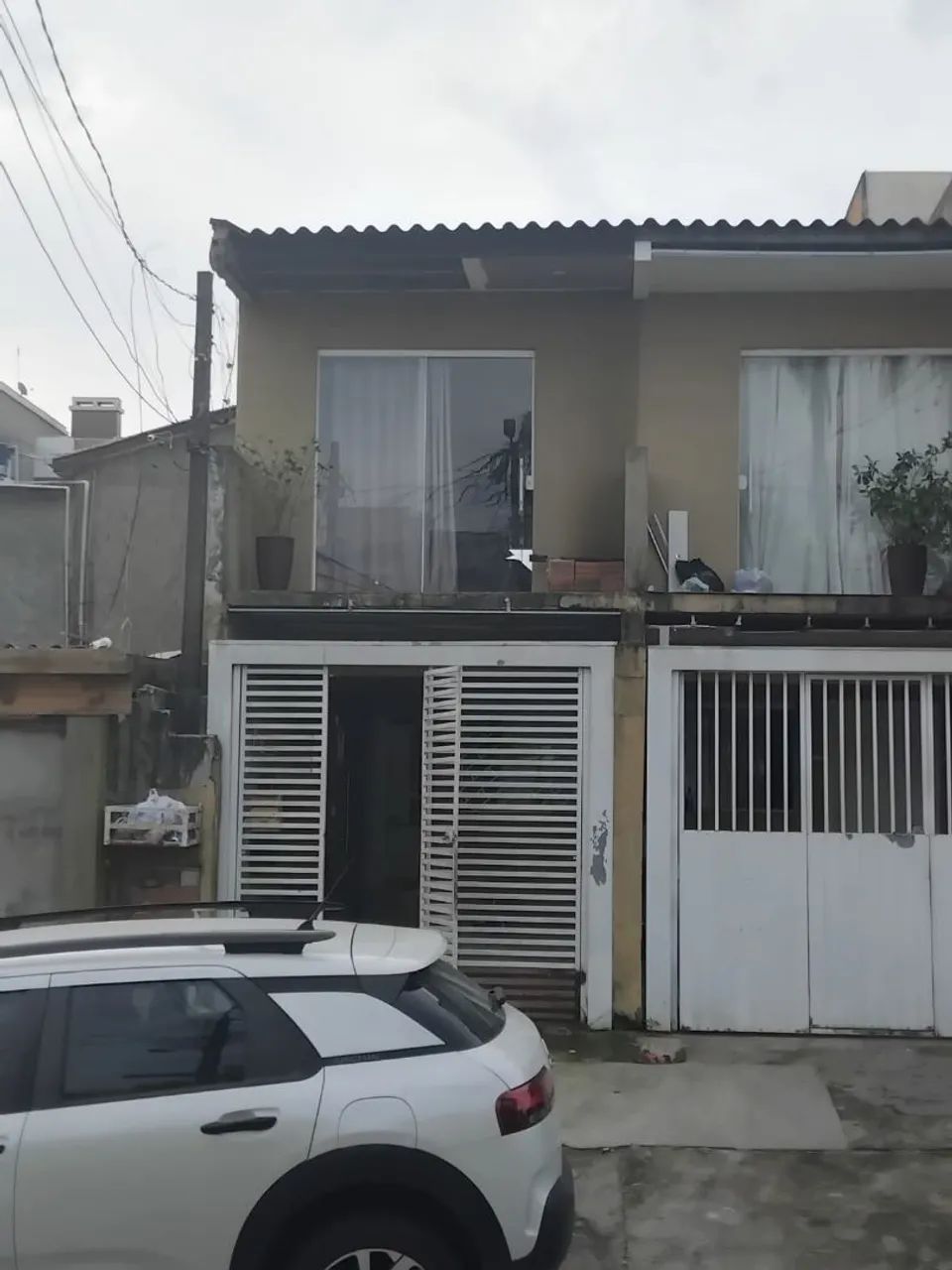 Sobrado portão 