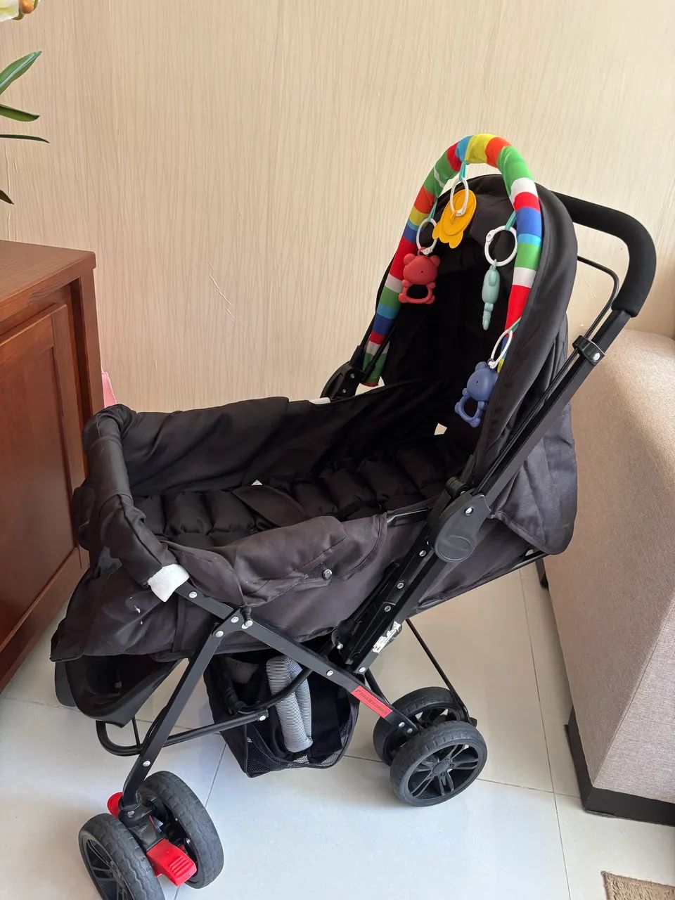 Carrinho de bebê novo  - Foto 2