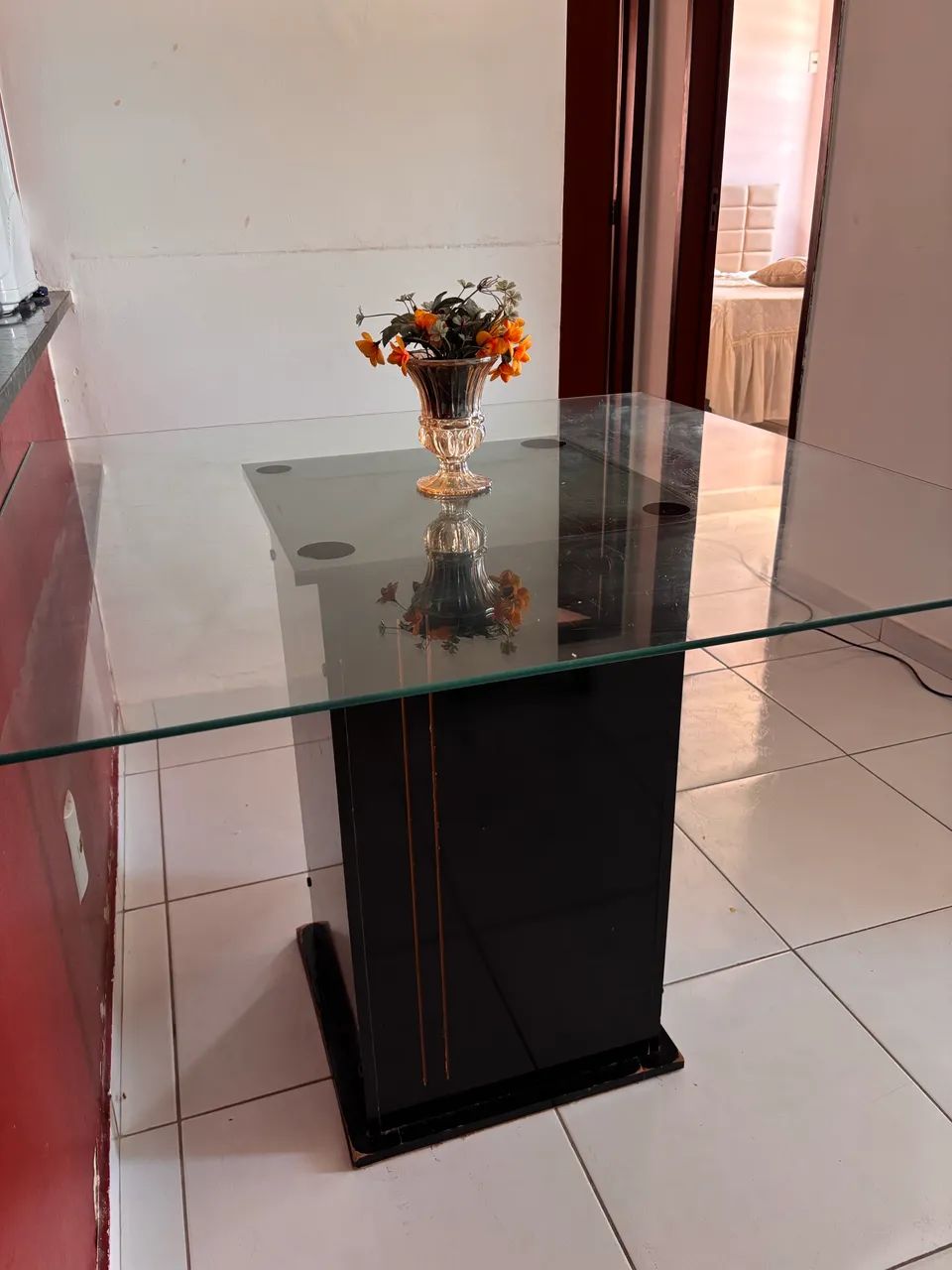 Mesa de Vidro - (não acompanha as cadeiras) - Foto 2