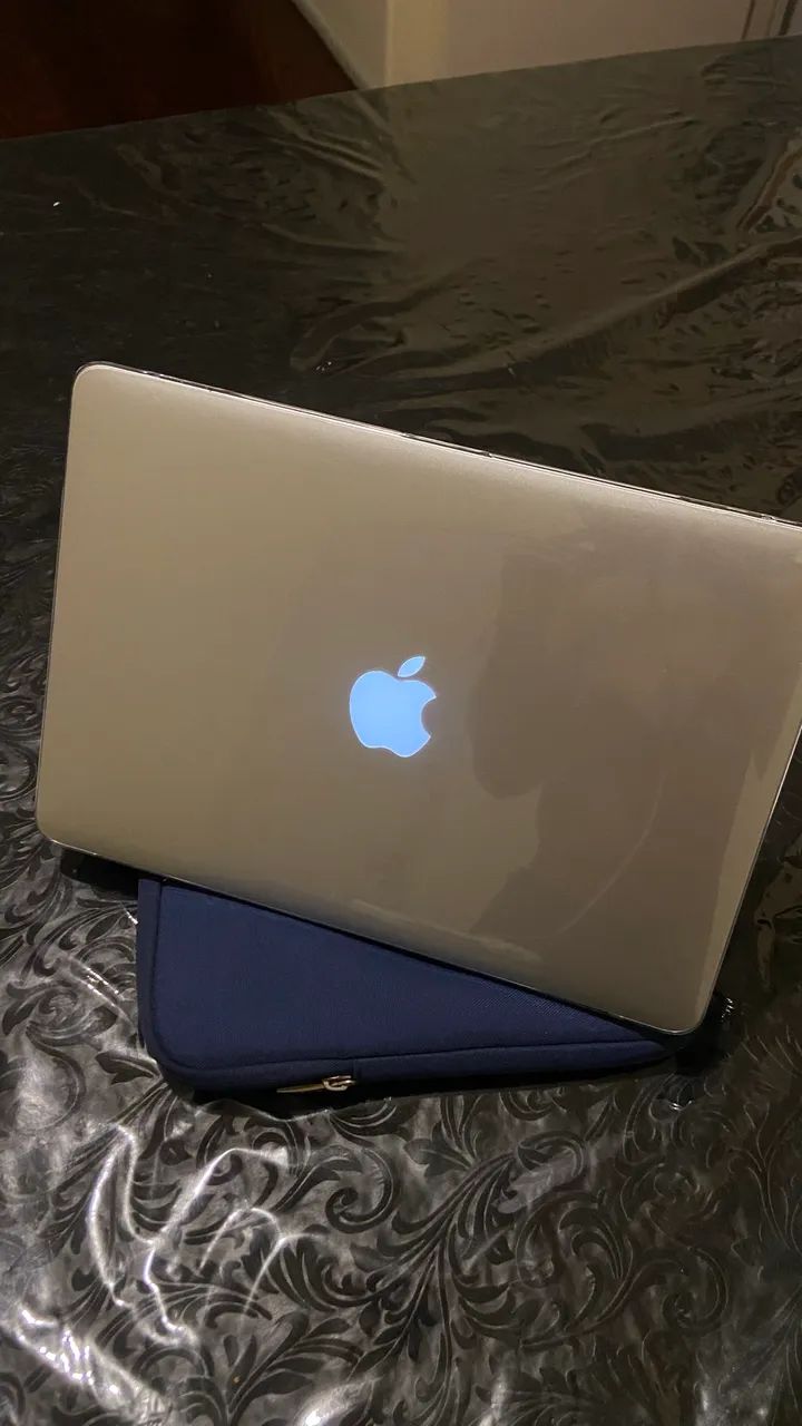 MacBook Air Early 2014 箱あり MacBook Air 13 Early 2014 256GB + carregador + capa - Notebooks
