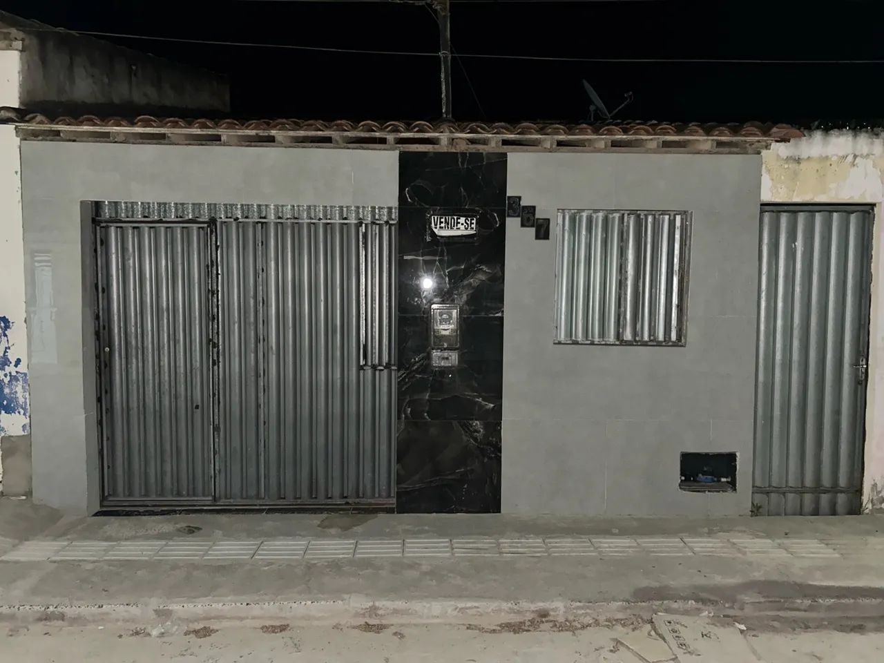 CASA À VENDA 