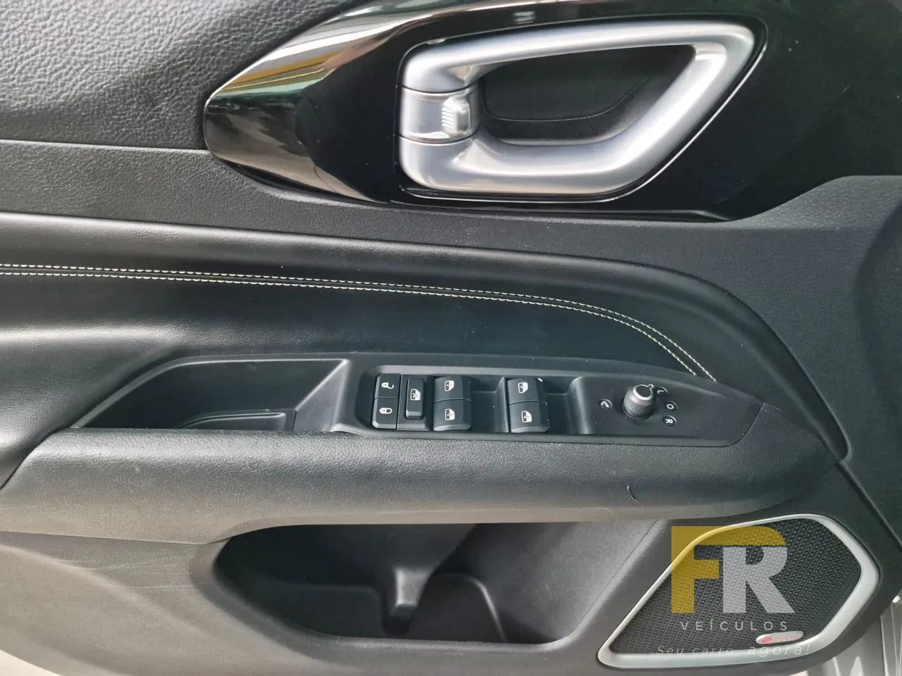 Jeep Compass S T270 1.3 TB 4X2 Flex AUT 2022 - Foto 4