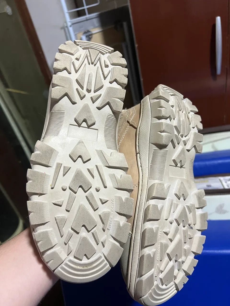 Bota tamanho 36 bico de aço e capacete  - Foto 3