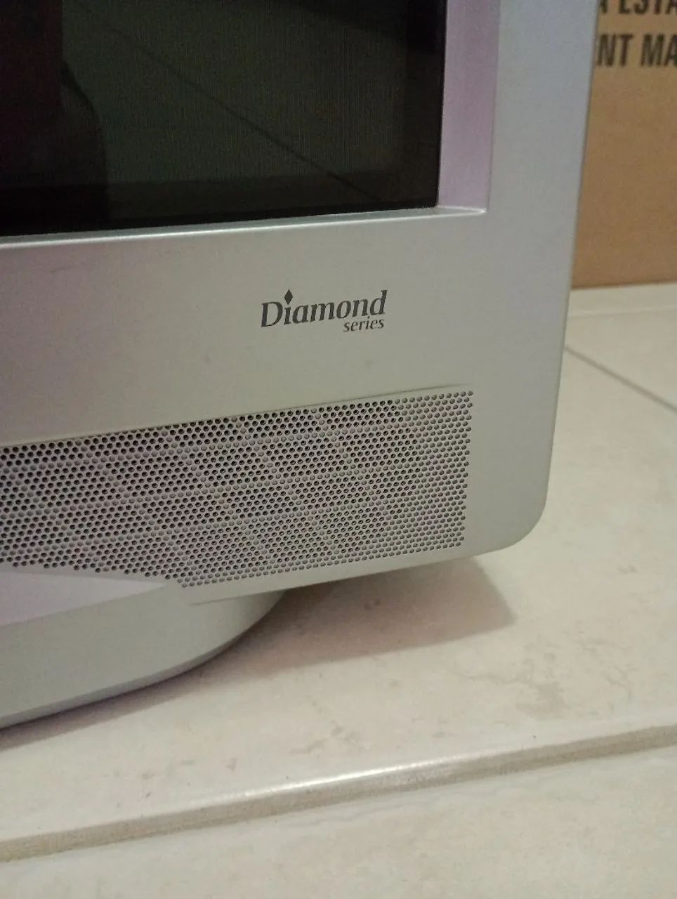 Tv Mitsubishi Diamond Series 28 polegadas. Funcionando. - Foto 2