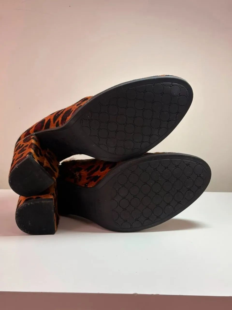 Mule Arezzo Animal Print Onça Salto Bloco Nova - Tam 36 - Foto 5