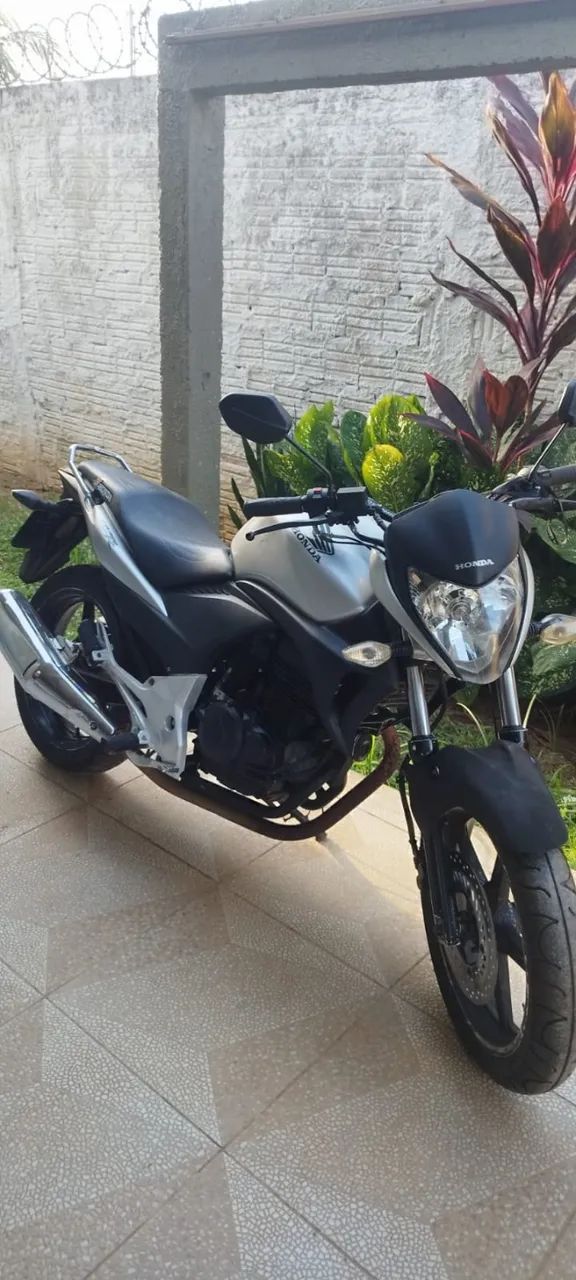 HONDA CB 300r 2010 - Foto 5