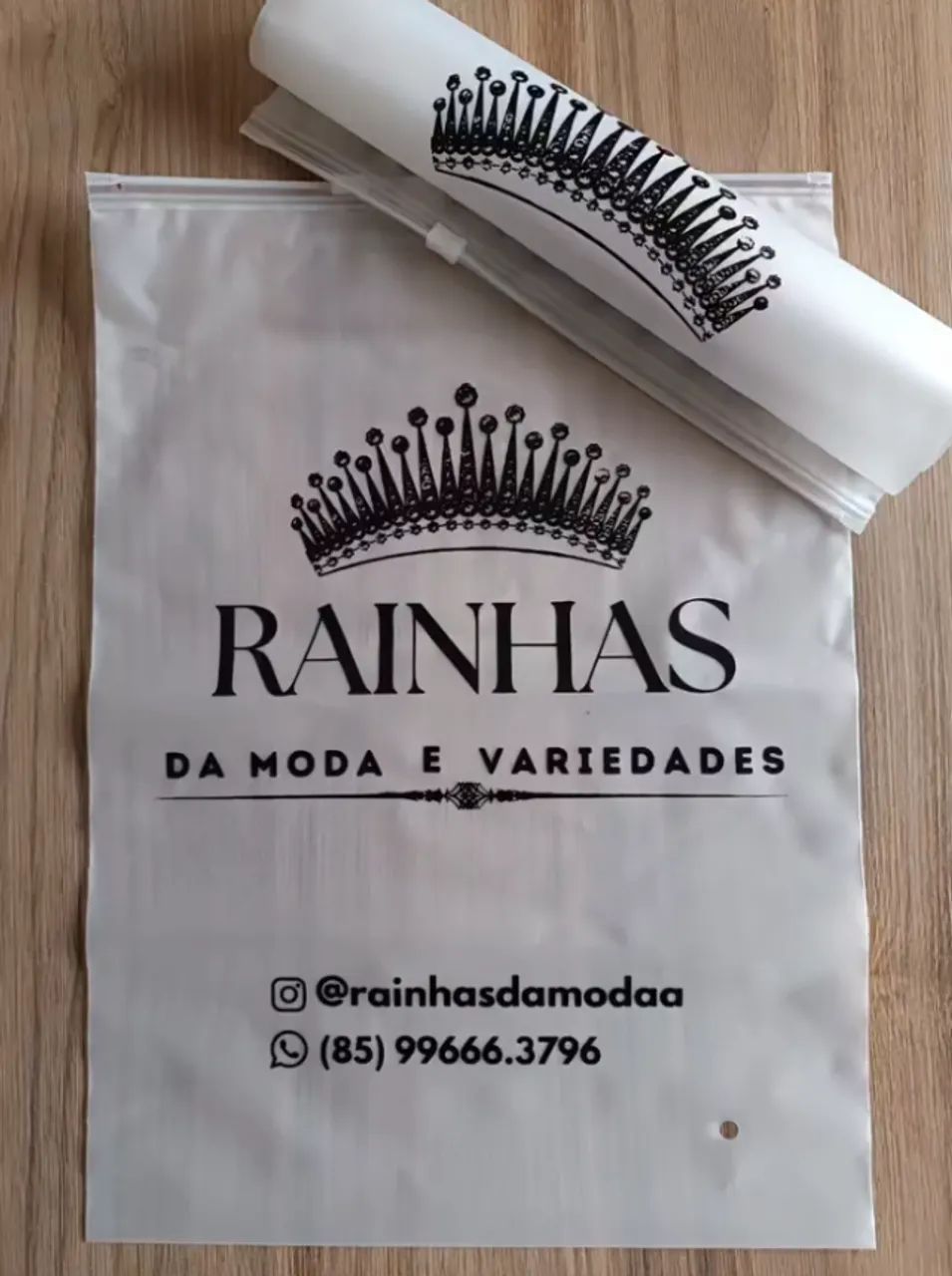 Embalagens Personalizadas com Fechamento Zip: Praticidade e Elegância para sua Marca! ?