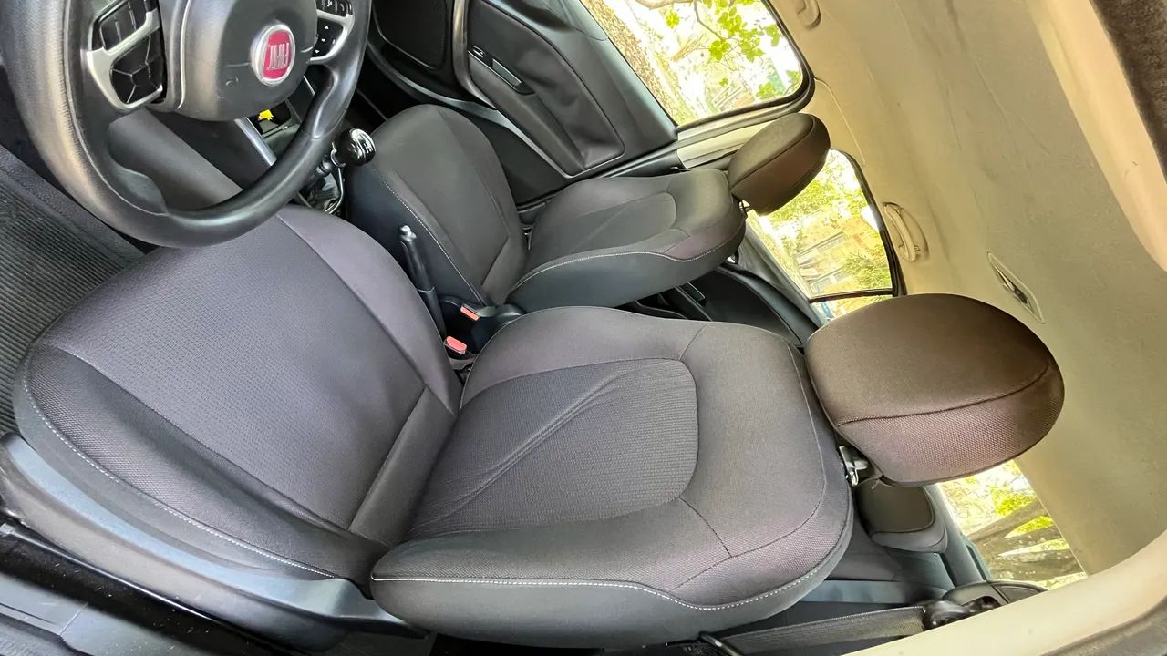 Fiat Cronos Precision 1.8 16V Flex Mec. 2019 - Foto 3
