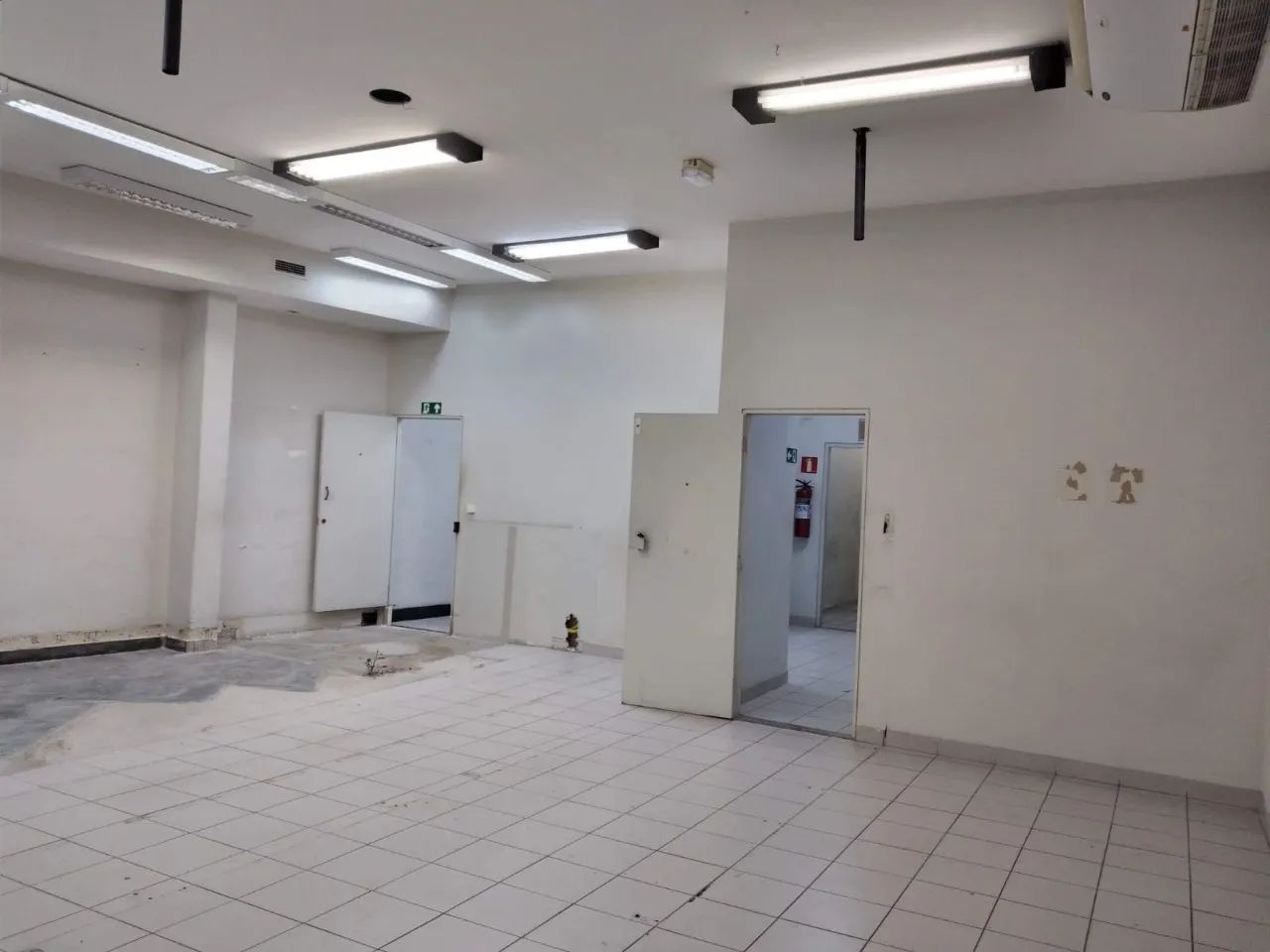 LOJAO A VENDA AV.ABILIO MACHADO - Foto 2