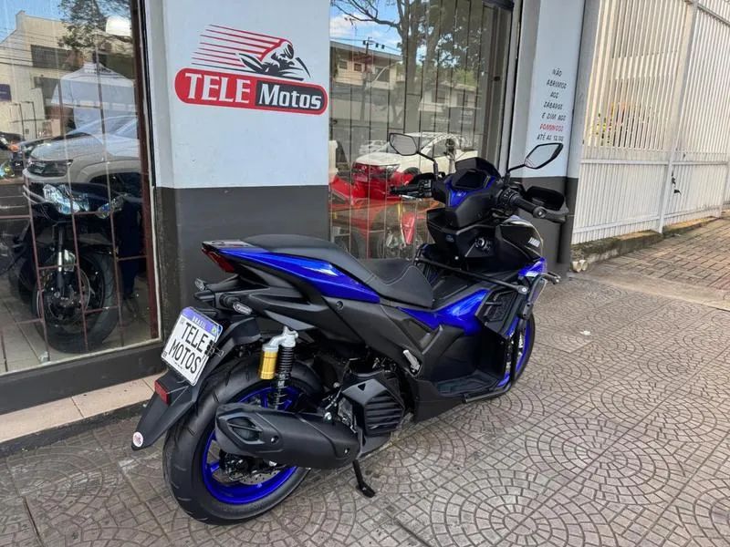 YAMAHA AEROX CONNECTED ABS 2026 - Foto 5