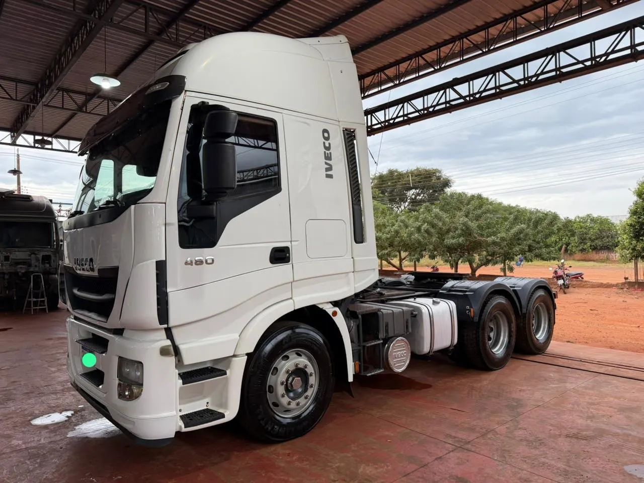 Iveco hi way 6x4  - Foto 3