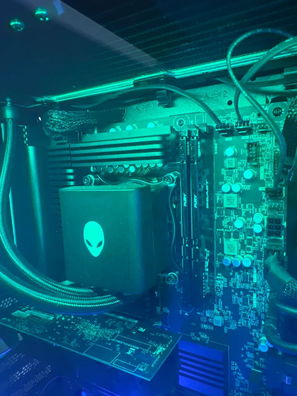 PROCESSADOR AMD RYZEN 7 9800X3D 96MB CACHE 8 NUCLEOS 16 THREADS AM5 - Foto 2