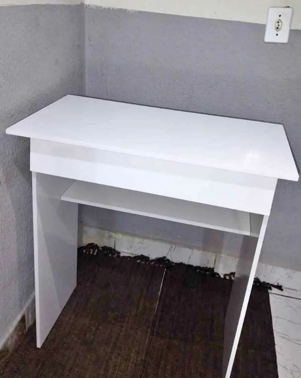 Mesa Multiuso (Estudo/Maquiagem)