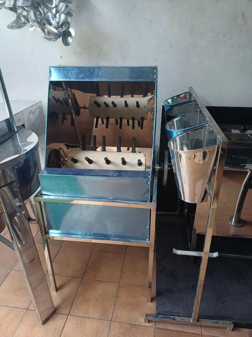 Maquina de pelar frango - Foto 2