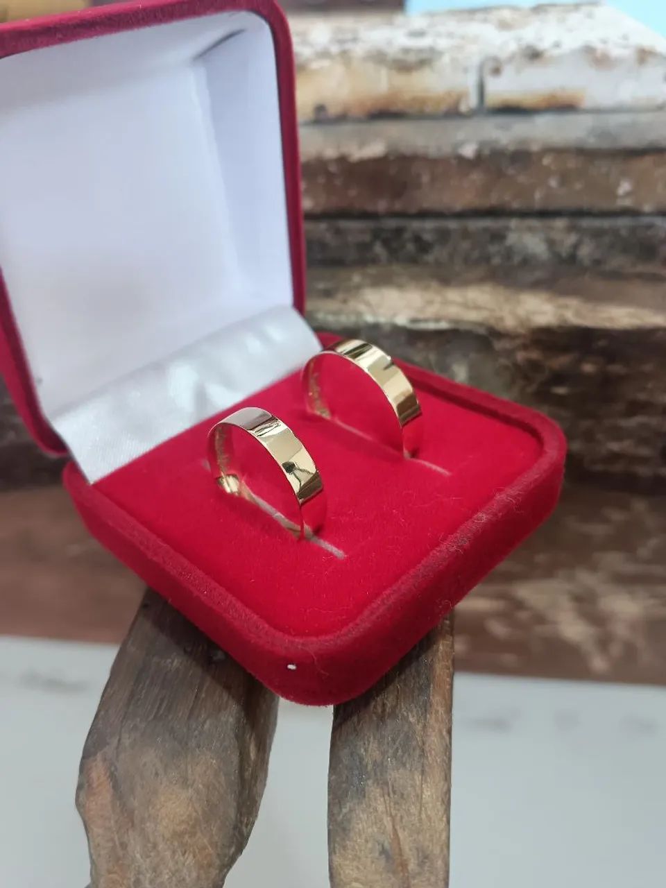 ALIANÇAS ANATÔMICAS EM OURO 18K - Foto 3