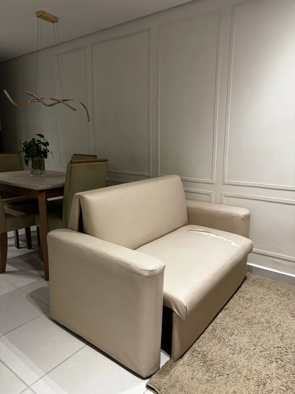 Sofa bed with storage trunk470063304734812160