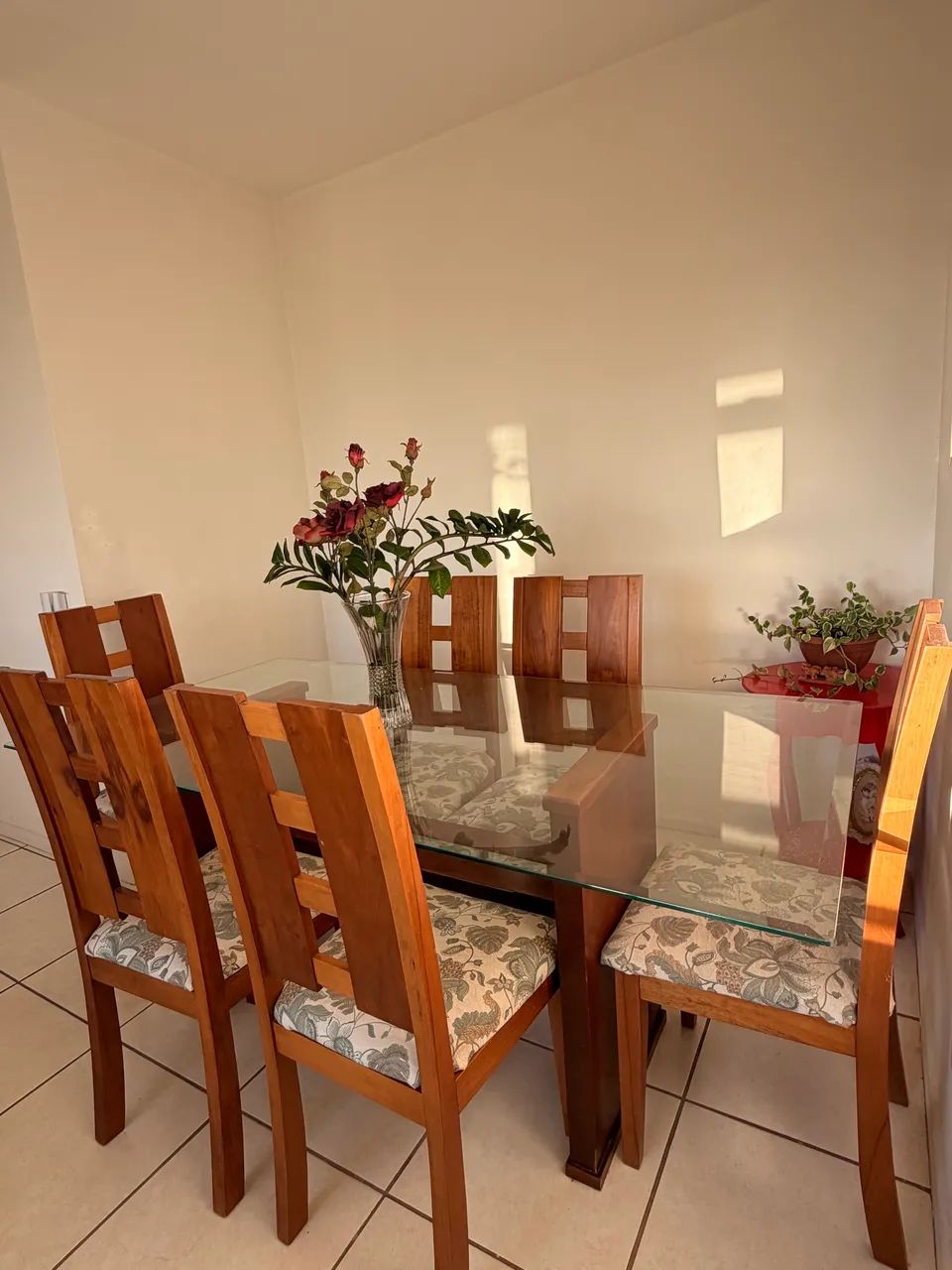 Mesa com cadeiras  - Foto 4