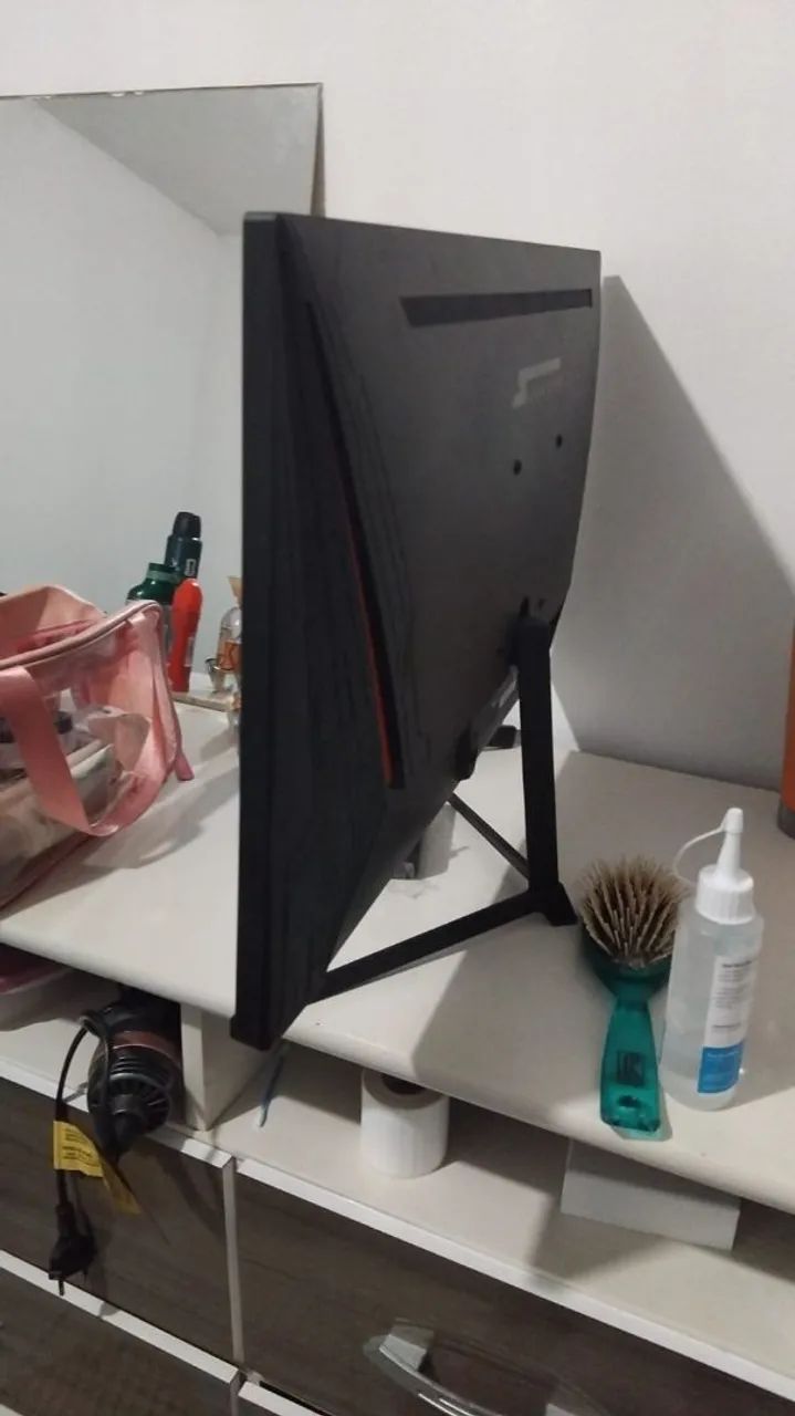 MONITOR VENDO OU TROCO
