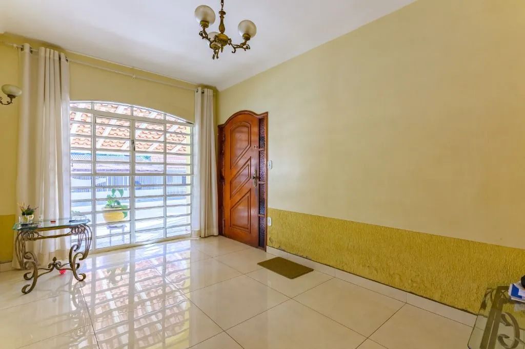 QE 28 Guará II - Sobrado c/ terraço e 5 suítes - Foto 4