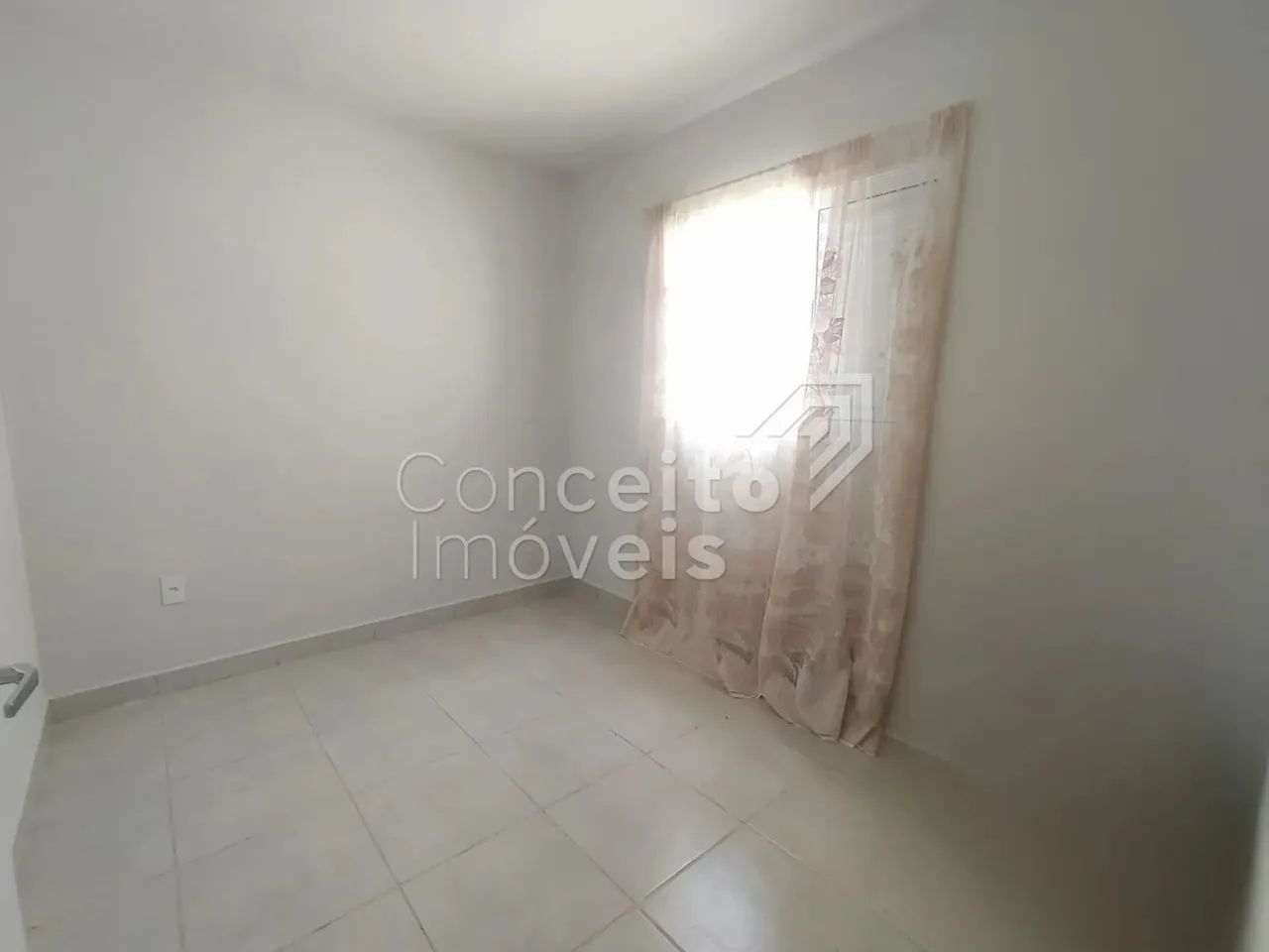 Residência Com Terreno - Uvaranas - Foto 12