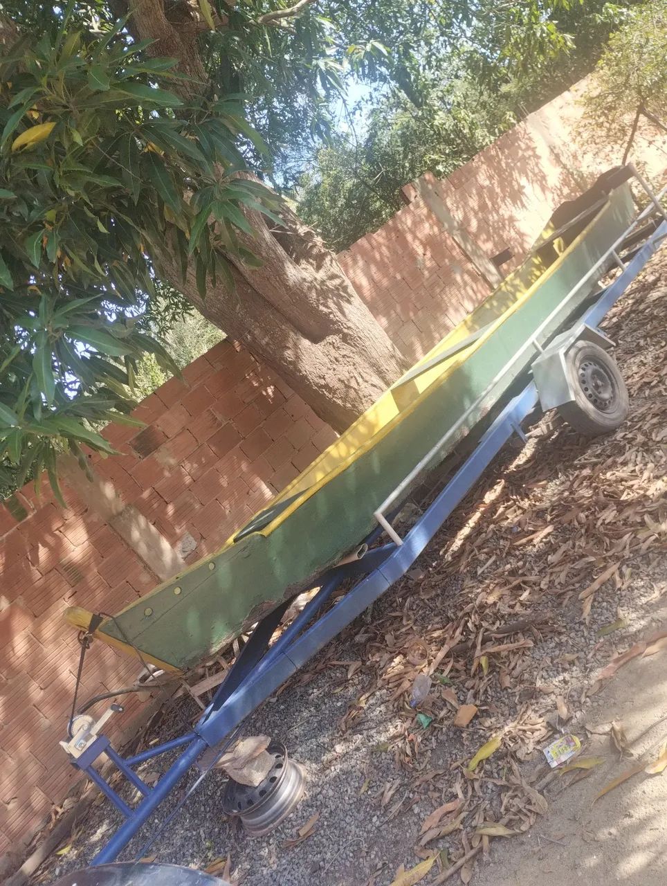 Vendo canoa e reboque