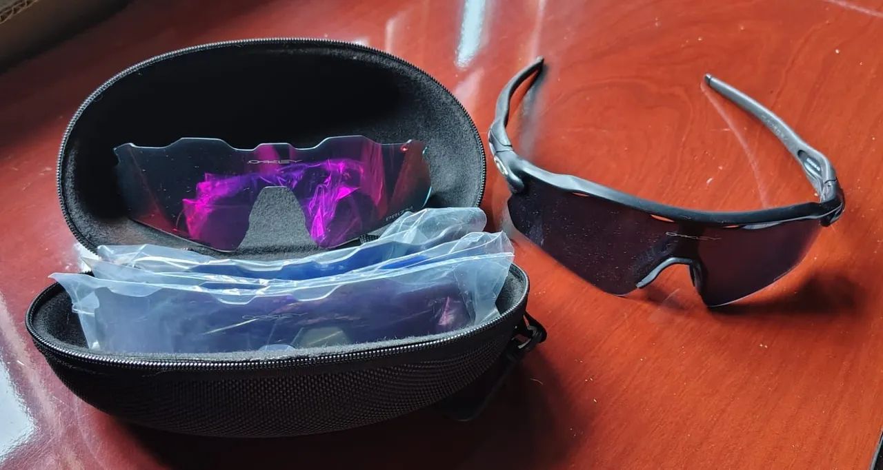 Óculos primeira linha Oakley  - Foto 3