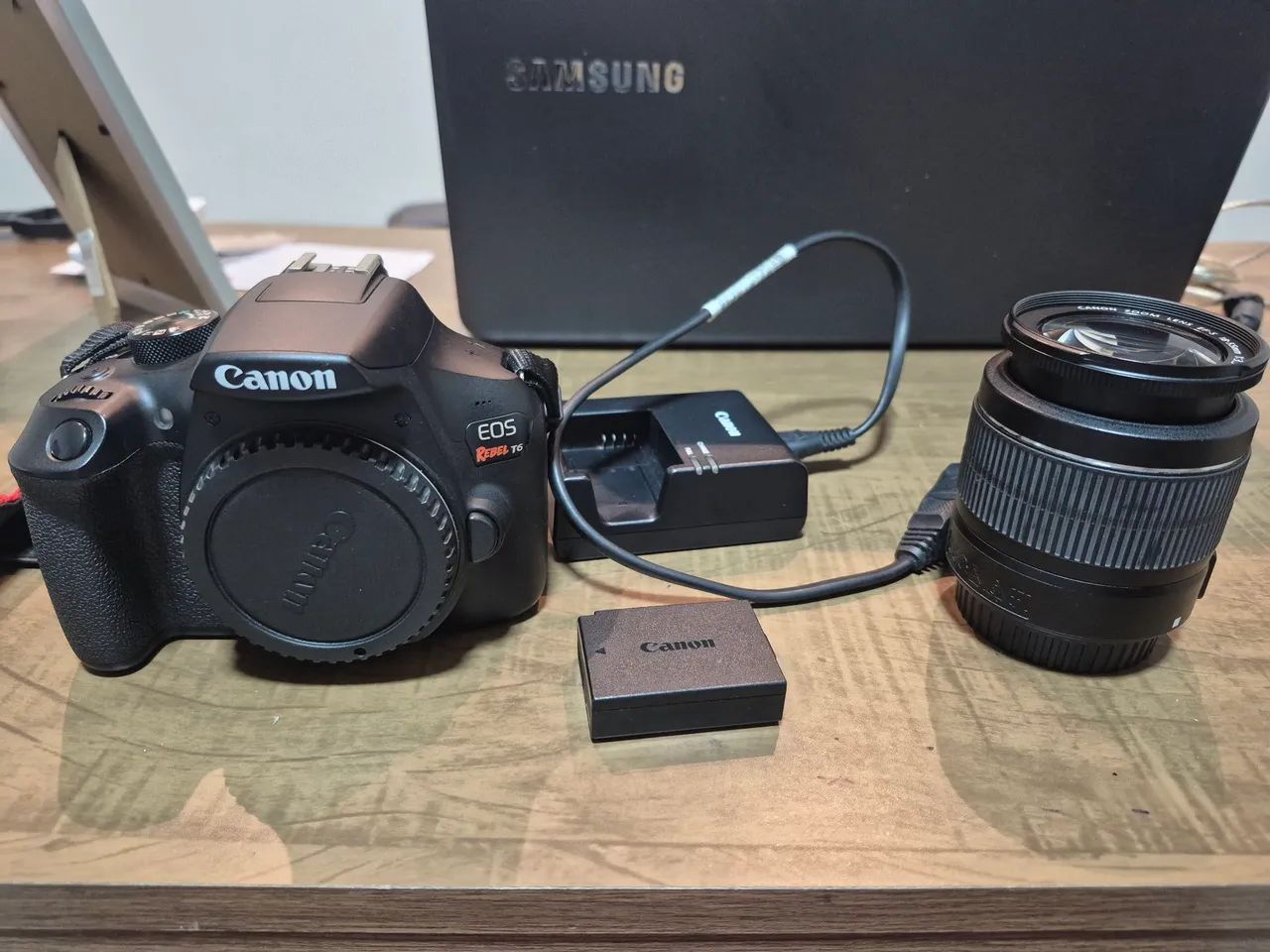 Câmera Canon T6