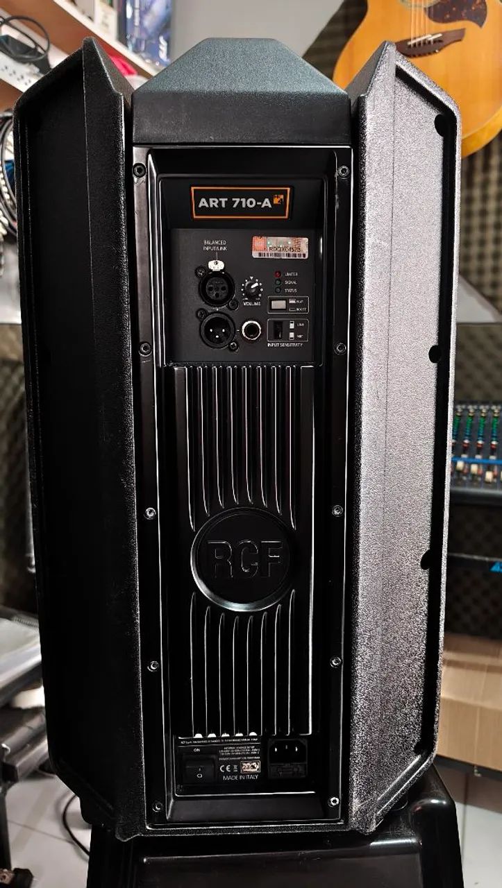 Caixa de som RCF 710A - Foto 2