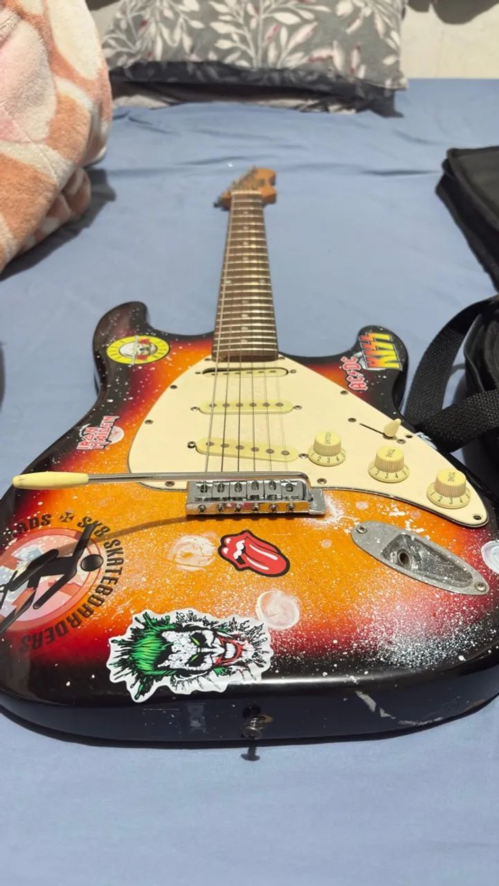 GUITARRA, CAIXA E CABO